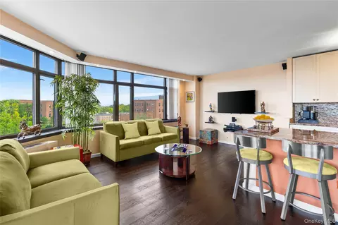 112-01 Queens Blvd #6J, New York, NY 11375