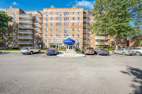 8509 151st Ave #5A, New York, NY 11414