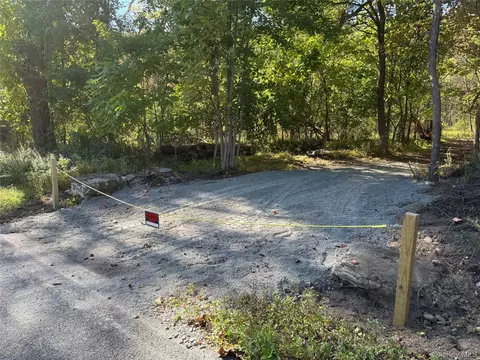 tbd Country Clb, Wawarsing, NY 12428