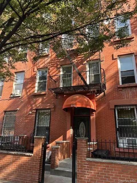 575 Warren St #4R, Brooklyn, NY 11217