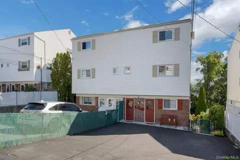 48 Elissa Ln, Yonkers, NY 10710