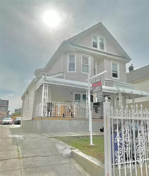 101-58 120th St, New York, NY 11419