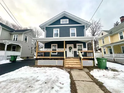 145 Academy Ave, Middletown, NY 10940