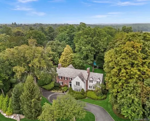 2 Park Dr S, Rye, NY 10580