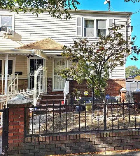 153-27 Foch Blvd, Jamaica, NY 11434