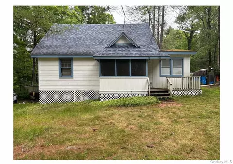 13 Eldridge St S, Bethel, NY 12720