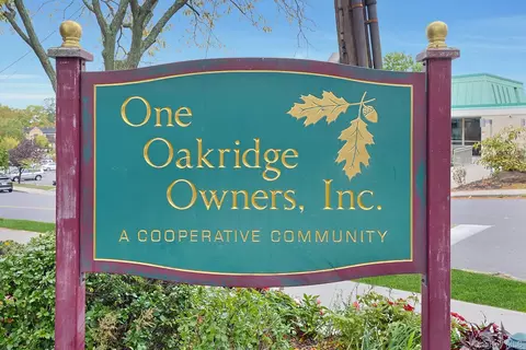 1 Oakridge Pl #2K, Eastchester, NY 10709
