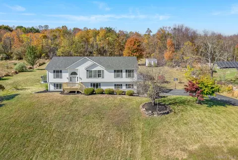 107 Ridge Rd, Minisink, NY 10998