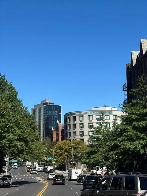 295 Bennett Ave #4B, New York, NY 10040