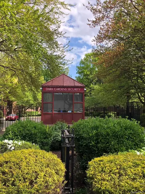 150-25 72 Nd Rd #1L, Flushing, NY 11367