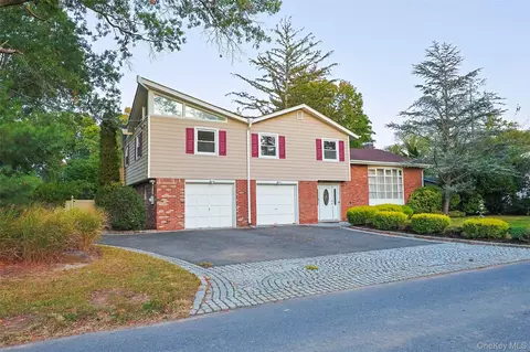36 Red Spring Ln, Glen Cove, NY 11542
