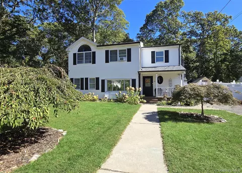 69 Gould Rd, Centereach, NY 11720
