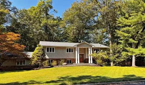 28 The Promenade, Clarkstown, NY 10956