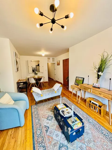 515 W 151st St #4W, New York, NY 10031