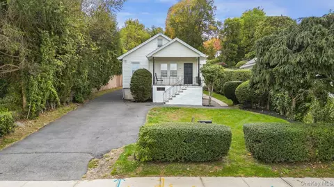 151 Babbitt Rd, Bedford Hills, NY 10507