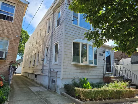 139-12 87th Ave, Jamaica, NY 11435