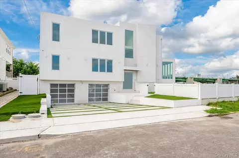 177 Albany Blvd, Atlantic Beach, NY 11509