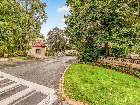 1273 North Ave #ENTRANCE 2-3D, New Rochelle, NY 10804