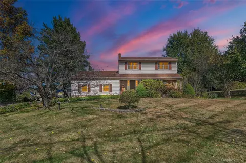 20 County Route 48, Crawford, NY 10985