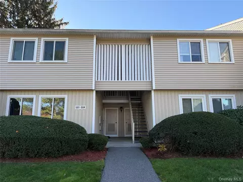 501 High Meadow Ln, Yorktown, NY 10598