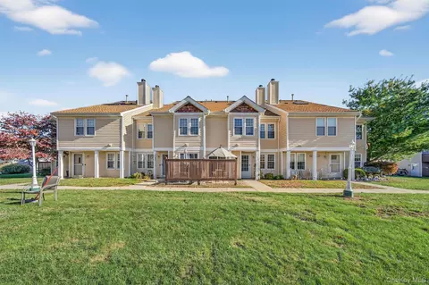 3308 Whispering Hills Dr, Chester, NY 10918