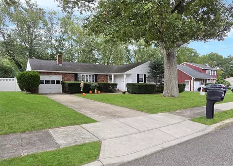 67 Van Brunt Ave, Selden, NY 11784