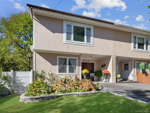 79 N Pascack Rd, Clarkstown, NY 10954