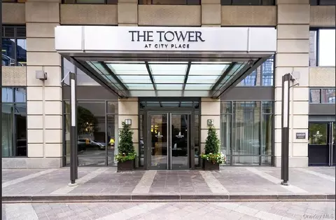 10 City Pl #8B, White Plains, NY 10601