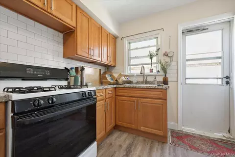 Kitchen - 370 E Broadway, Long Beach, NY 11561 photo 1 of 3