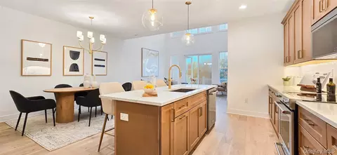 1045 Cottage Dr #22, Carmel, NY 10512
