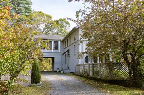 38 Frost Valley Rd, Neversink, NY 12765