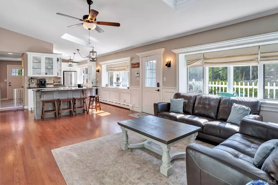 Other - 117 Middlesex Ave, Oakdale, NY 11769 photo 3 of 4