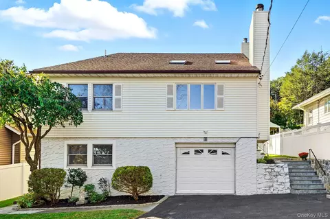 11 Church St, White Plains, NY 10603