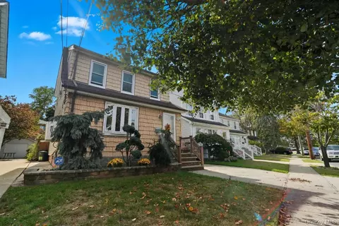 23026 87th Ave, New York, NY 11427