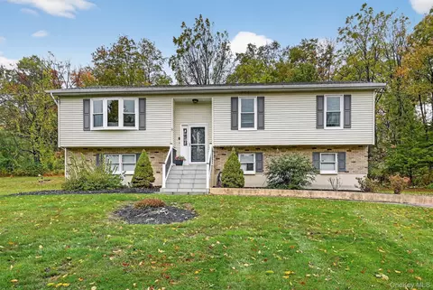 475 Lower Rd, Minisink, NY 10998