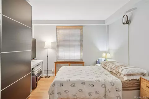 35-50 85 St #3D, Jackson Heights, NY 11372