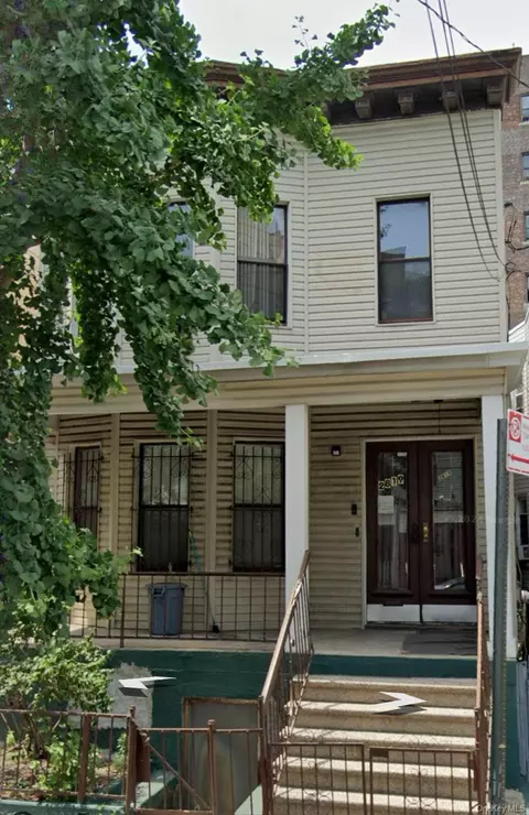 2819 Creston Ave, New York, NY 10468