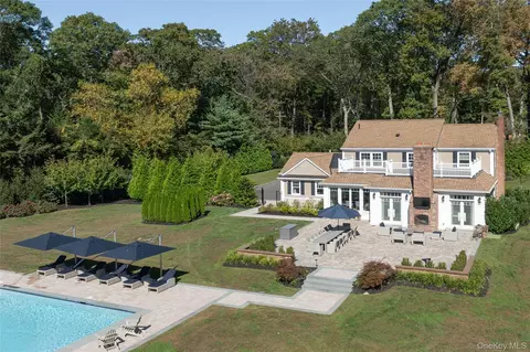 183 Linden Ln, Glen Head, NY 11545
