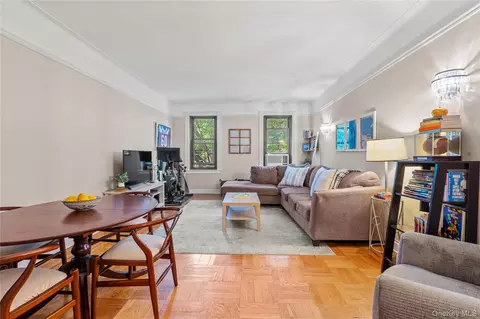 76-66 Austin St #4B, New York, NY 11375