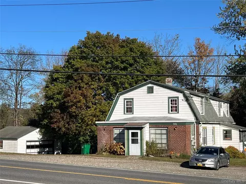 3406 Route 82, Union Vale, NY 12585