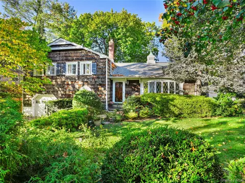 84 Joyce Rd, Greenburgh, NY 10530