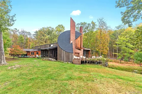 289 Upper Byrdcliffe Rd, Woodstock, NY 12498