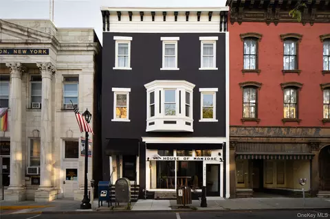 522 Warren St, Hudson, NY 12534