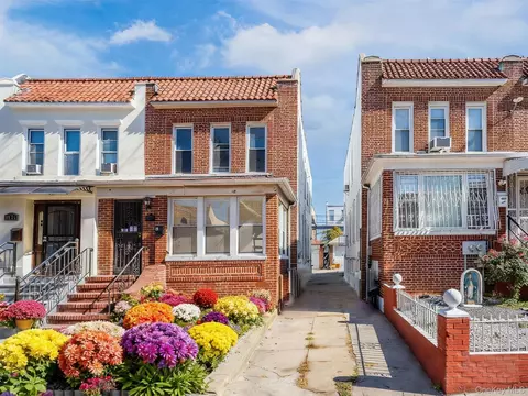 31-39 84th St, East Elmhurst, NY 11370