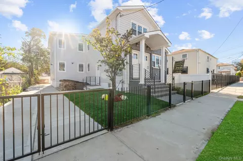 11512 159th St, Jamaica, NY 11434
