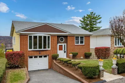183 Hudson Ter, Yonkers, NY 10701