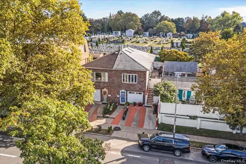 13214 Horace Harding Expy, Flushing, NY 11367
