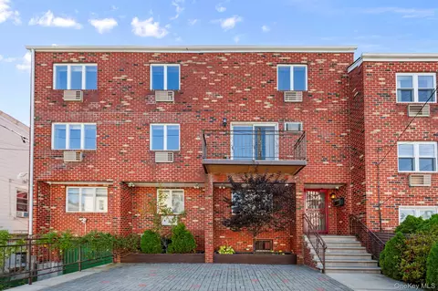 12208 23rd Ave, New York, NY 11356