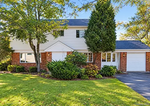 1 Concord Dr, Ramapo, NY 10952