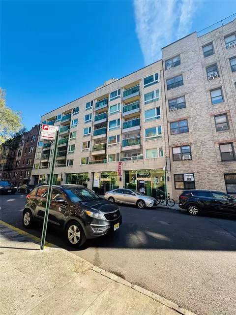 140-22 Beech Ave #7E, New York, NY 11355